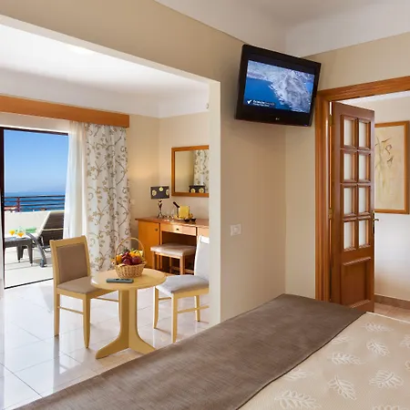 Gf法尼亚贝酒店 4*